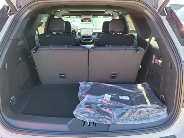 New 2026 Ford Explorer ST w/ Sun And Sound Package image 6