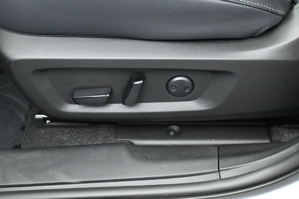 New 2026 Mitsubishi Outlander SE FWD image 12