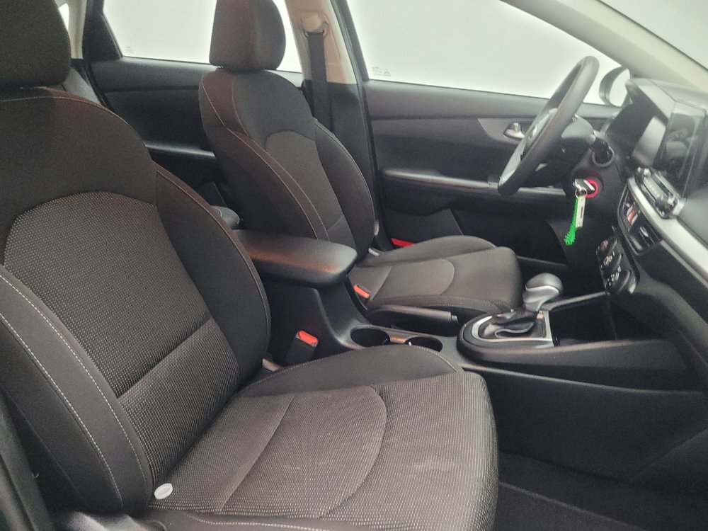 Used 2020 Kia Forte Sedan FWD image 21