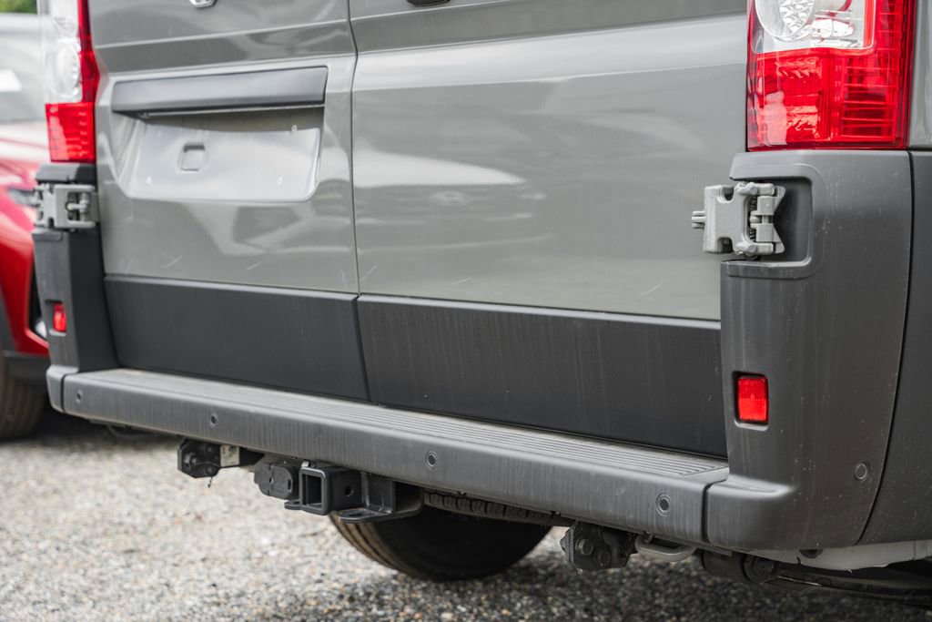 New 2025 RAM ProMaster 3500 w/ Quick Order Package 22G SLT image 7