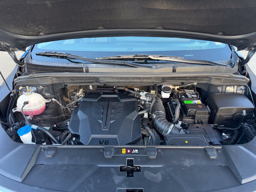 Used 2022 Kia Carnival LX FWD image 26