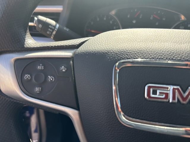 Used 2023 GMC Acadia SLE w/ Driver Convenience Package image 11