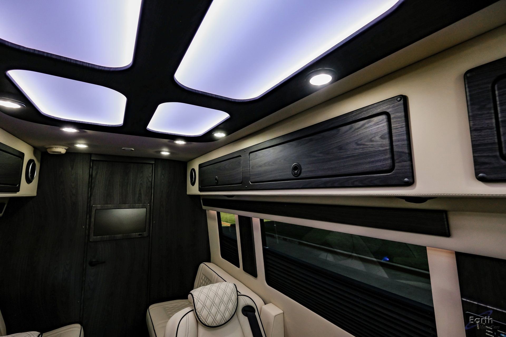 Used 2025 Mercedes-Benz Sprinter 3500 image 78