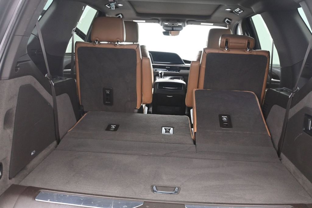 Used 2021 Cadillac Escalade Sport w/ Driver Assist Tech Package AWD/4WD image 17