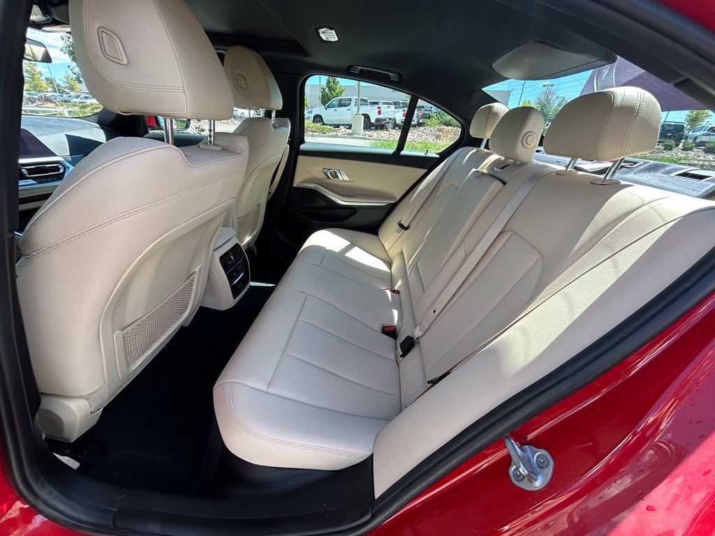 Used 2021 BMW 330i Sedan w/ Convenience Package RWD image 25