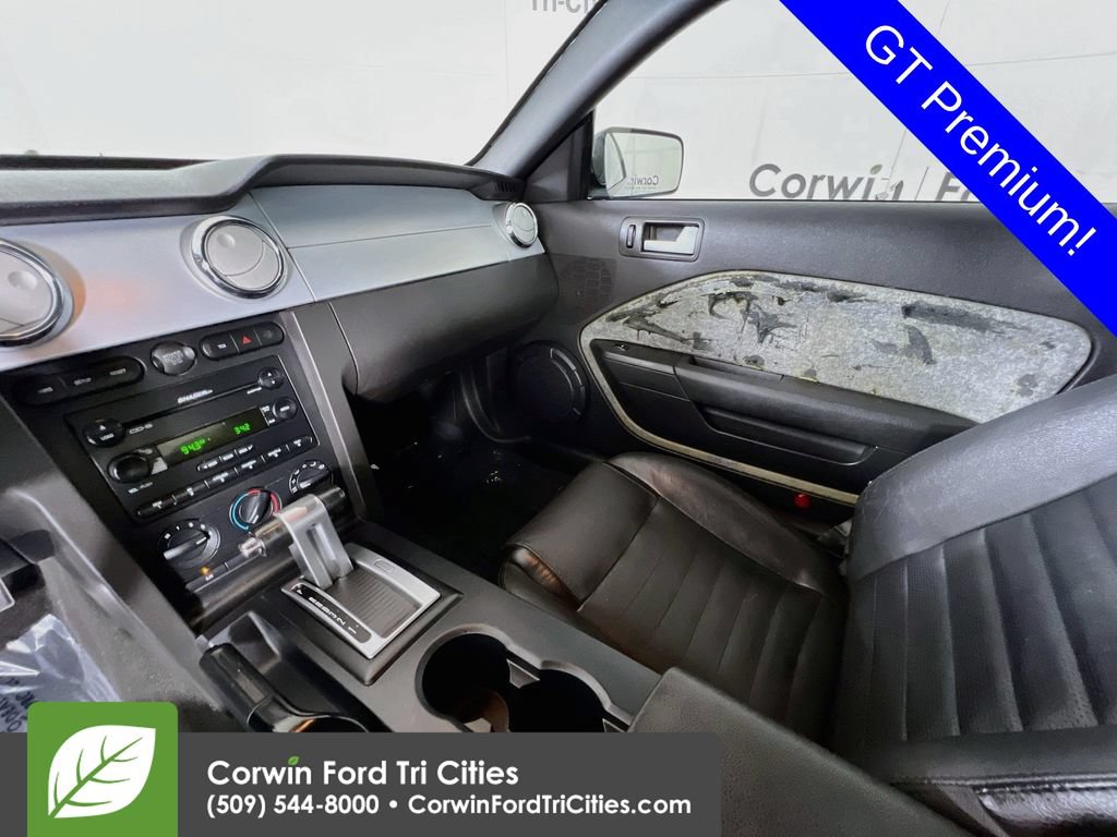 Used 2006 Ford Mustang GT Premium RWD image 23