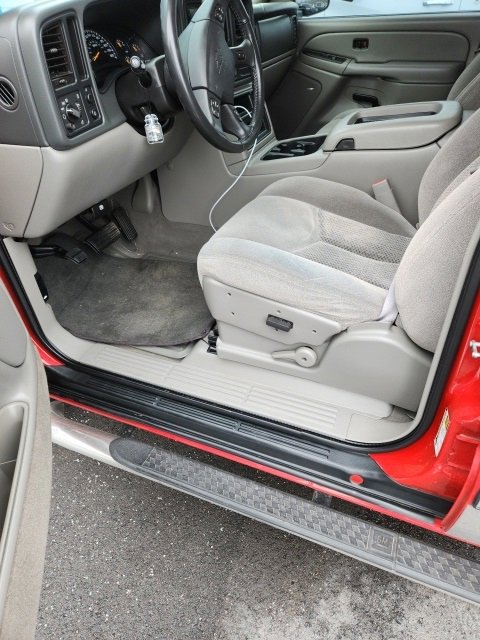 Used 2005 Chevrolet Avalanche Z66 w/ Sun And Sound Package image 3