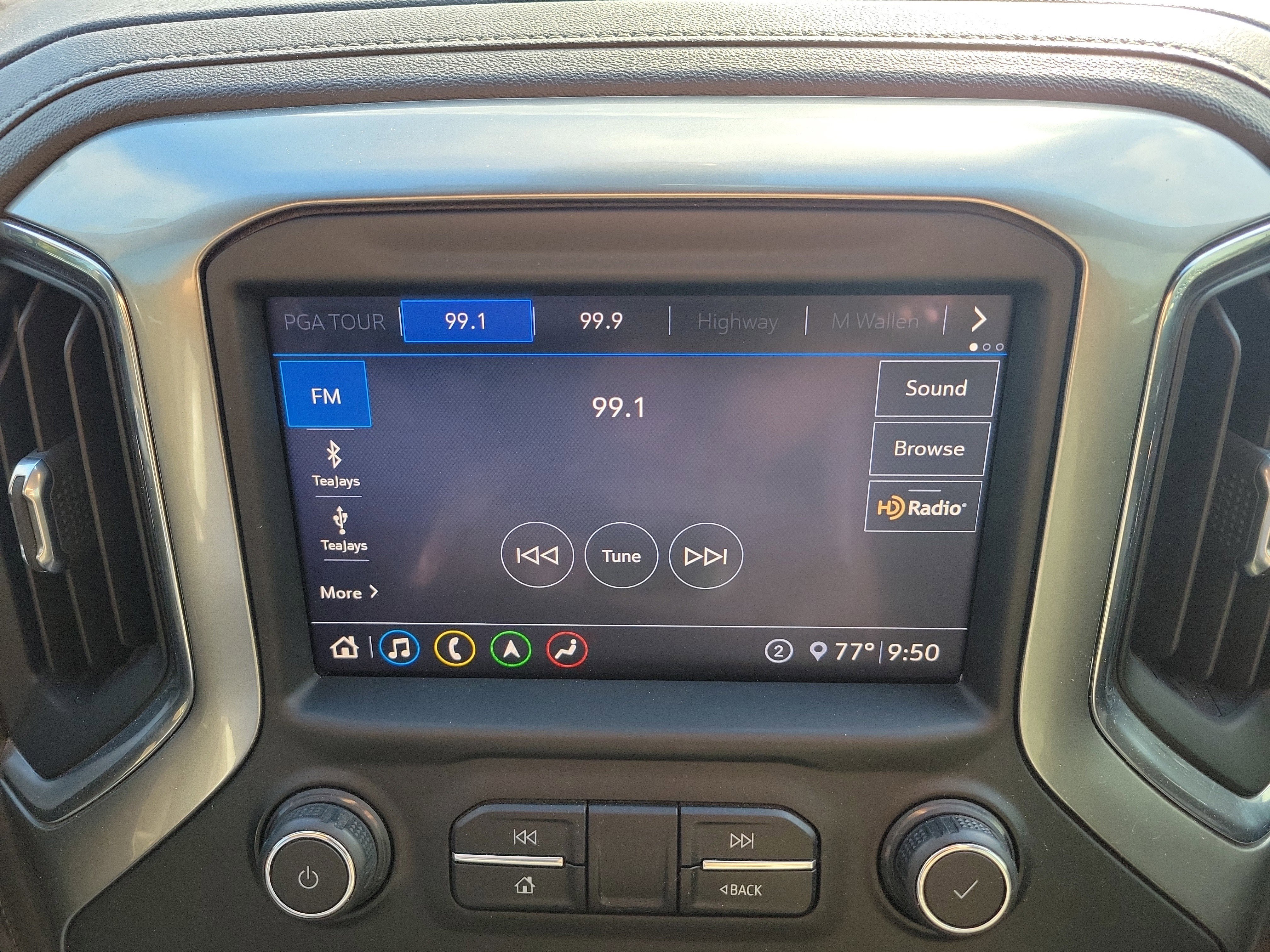 Used 2020 Chevrolet Silverado 1500 LTZ w/ LTZ Plus Package image 34