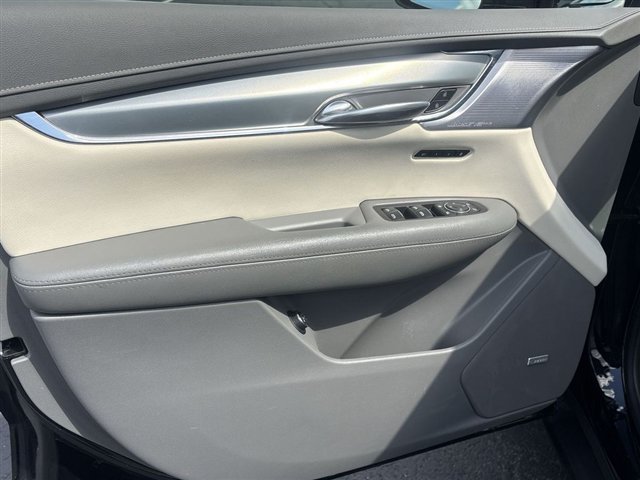 Certified 2020 Cadillac XT5 Premium Luxury FWD image 23
