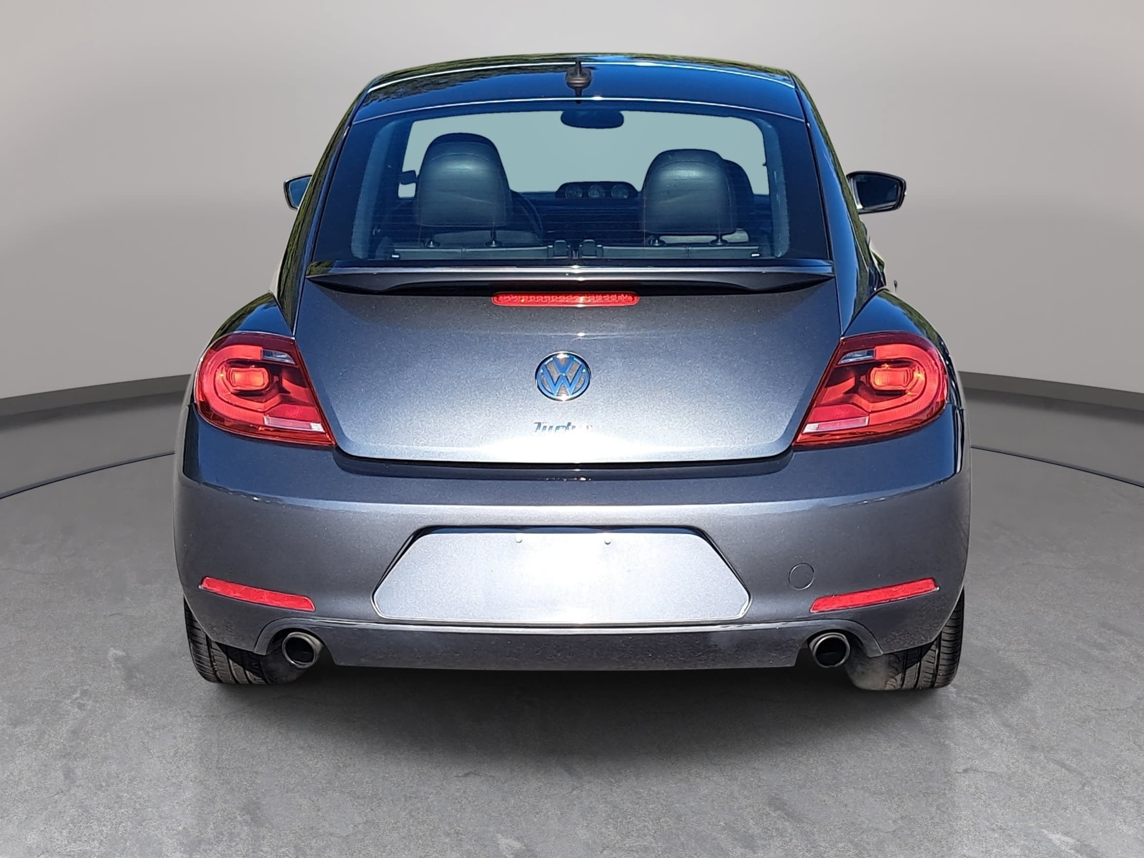 Used 2012 Volkswagen Beetle 2.0T FWD image 6