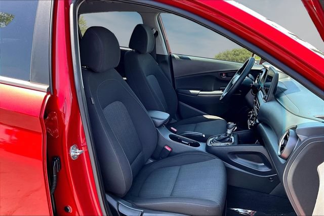 Used 2022 Hyundai Kona SEL w/ Cargo Package AWD/4WD image 27