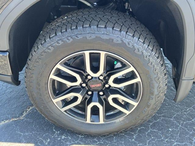 New 2026 GMC Sierra 1500 AT4 w/ Technology Package AWD/4WD image 13