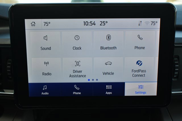 Used 2023 Ford Explorer XLT w/ Equipment Group 202A image 24