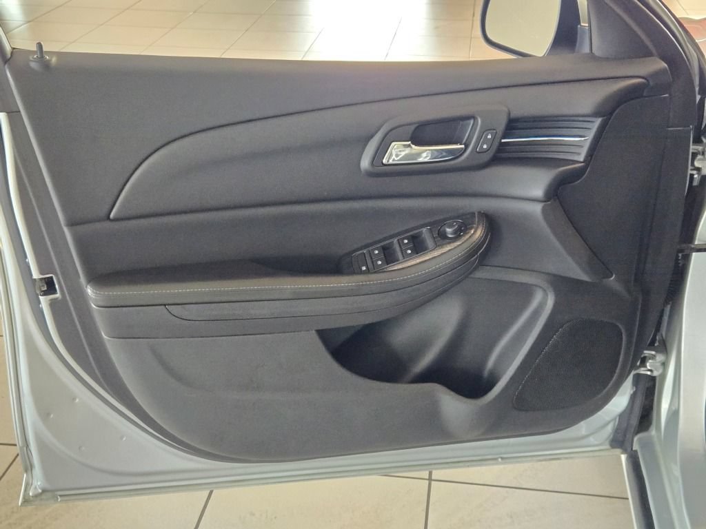 Used 2016 Chevrolet Malibu LT w/ Power Convenience Package FWD image 16