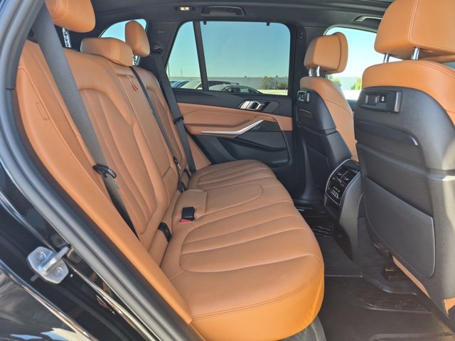 Used 2022 BMW X5 M50i w/ Executive Package AWD/4WD image 21