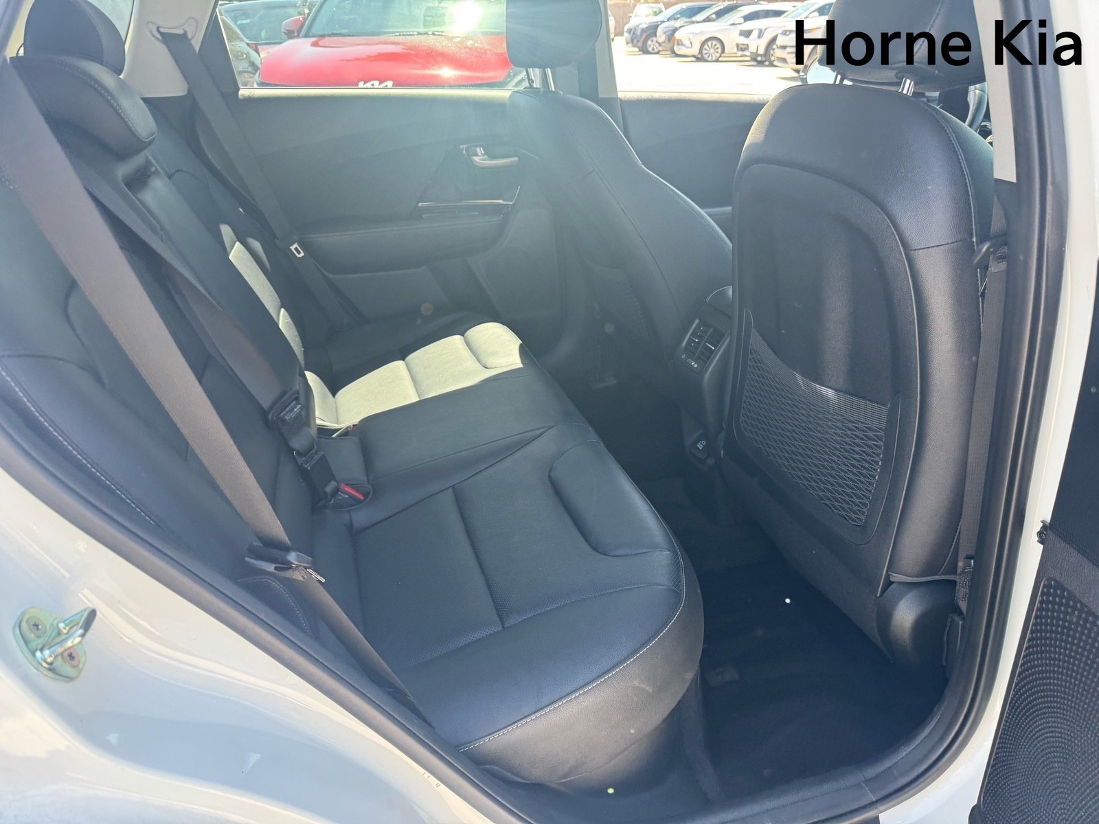 Used 2018 Kia Niro Touring FWD image 29