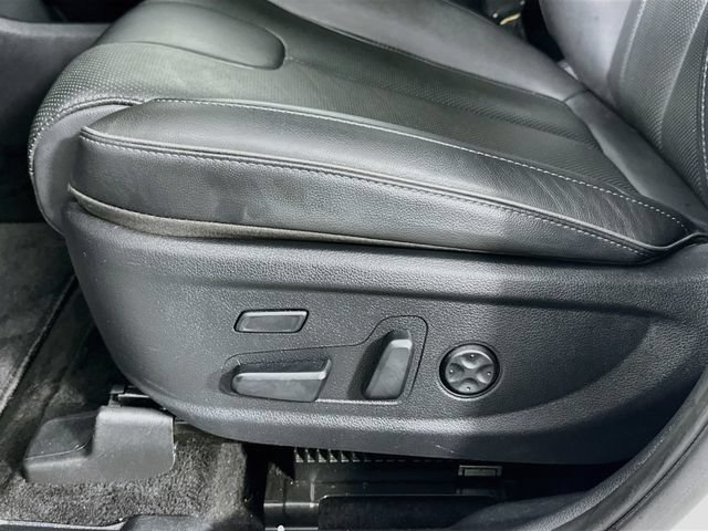 Used 2023 Hyundai Santa Fe Limited w/ Cargo Package AWD/4WD image 24