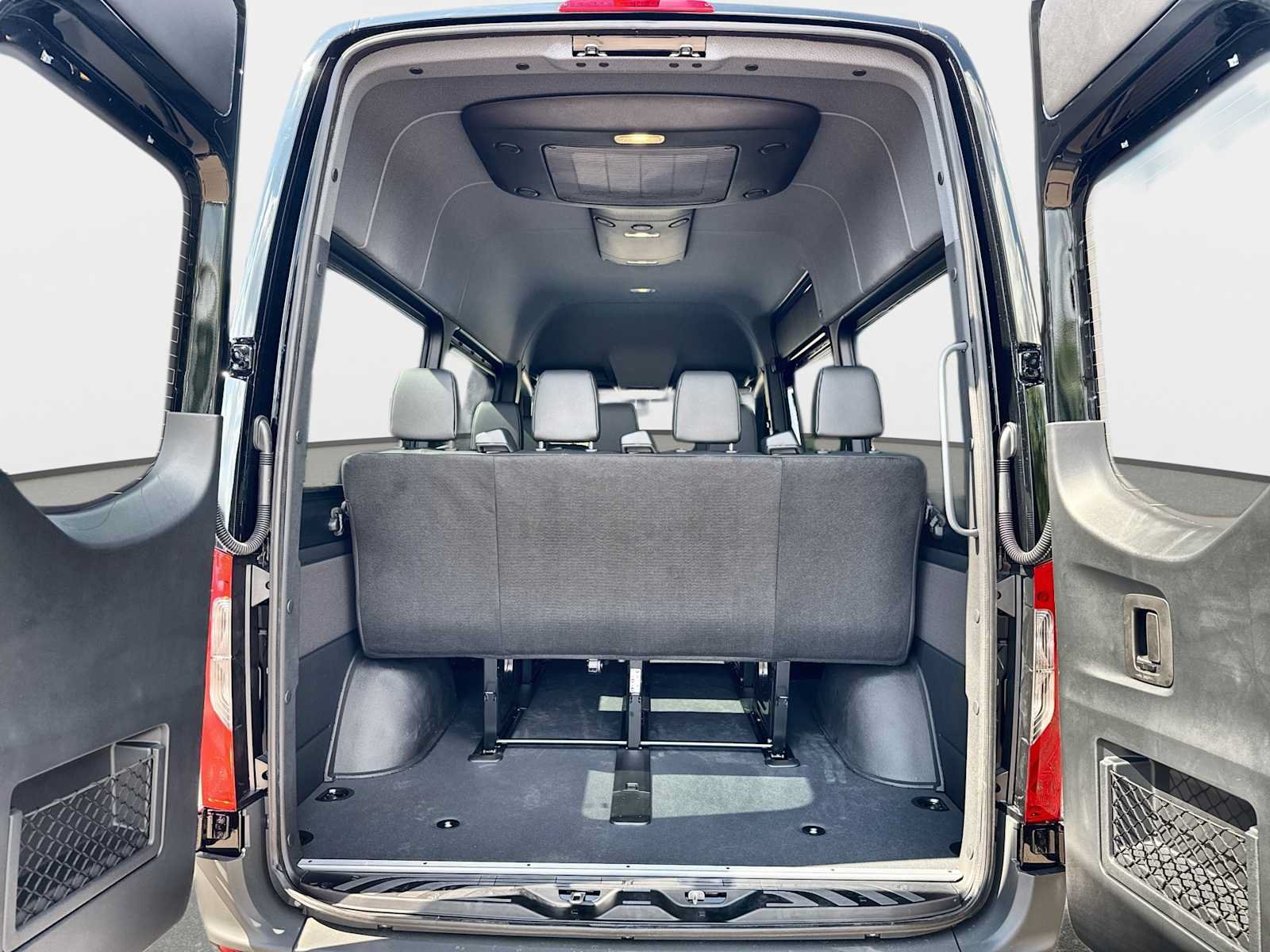 New 2026 Mercedes-Benz Sprinter 2500 image 18