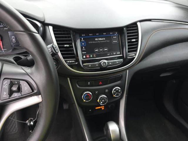 Used 2018 Chevrolet Trax LT w/ LT Convenience Package image 11