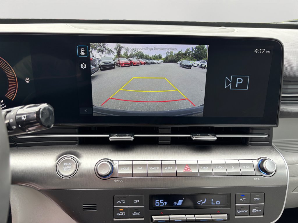 Used 2024 Hyundai Kona SEL FWD image 26