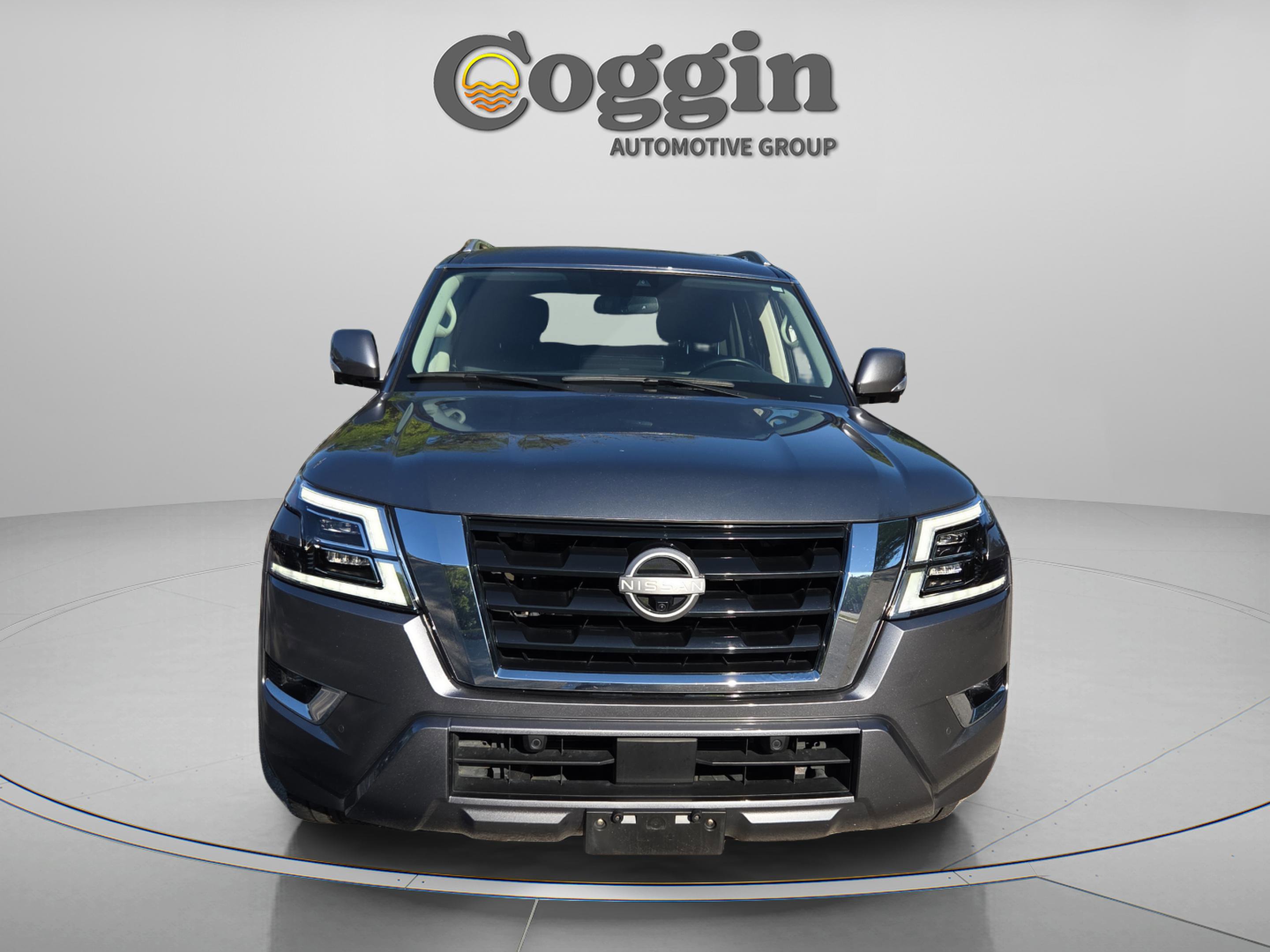 Used 2024 Nissan Armada SL w/ Captain's Chairs Package RWD image 8