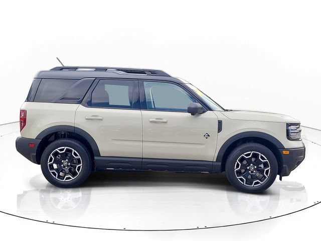 Used 2025 Ford Bronco Sport Outer Banks w/ Outer Banks Tech Package+ AWD/4WD image 4