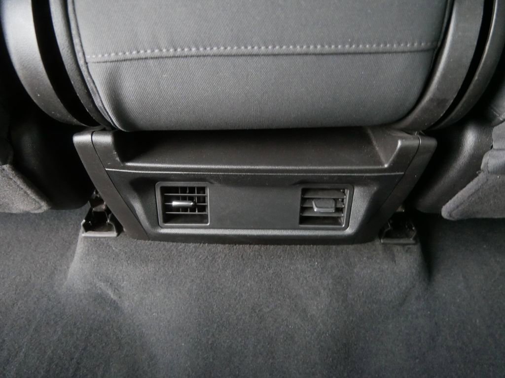 Used 2020 Chevrolet Silverado 1500 Custom w/ Custom Convenience Package image 15