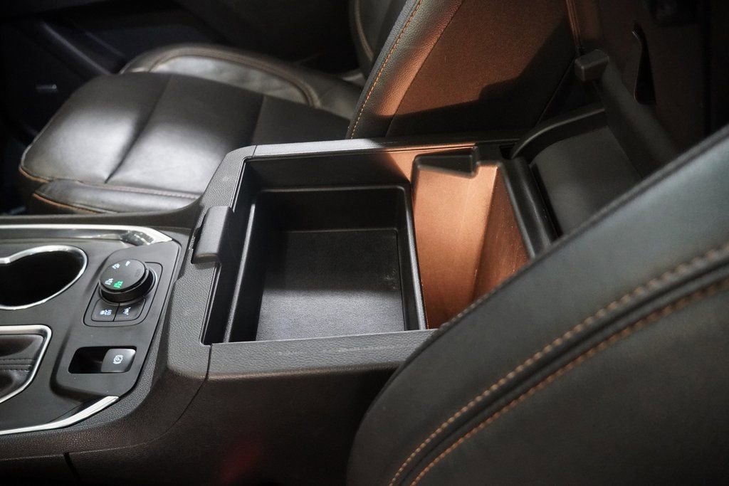 Used 2019 Chevrolet Traverse Premier w/ Redline Edition image 25