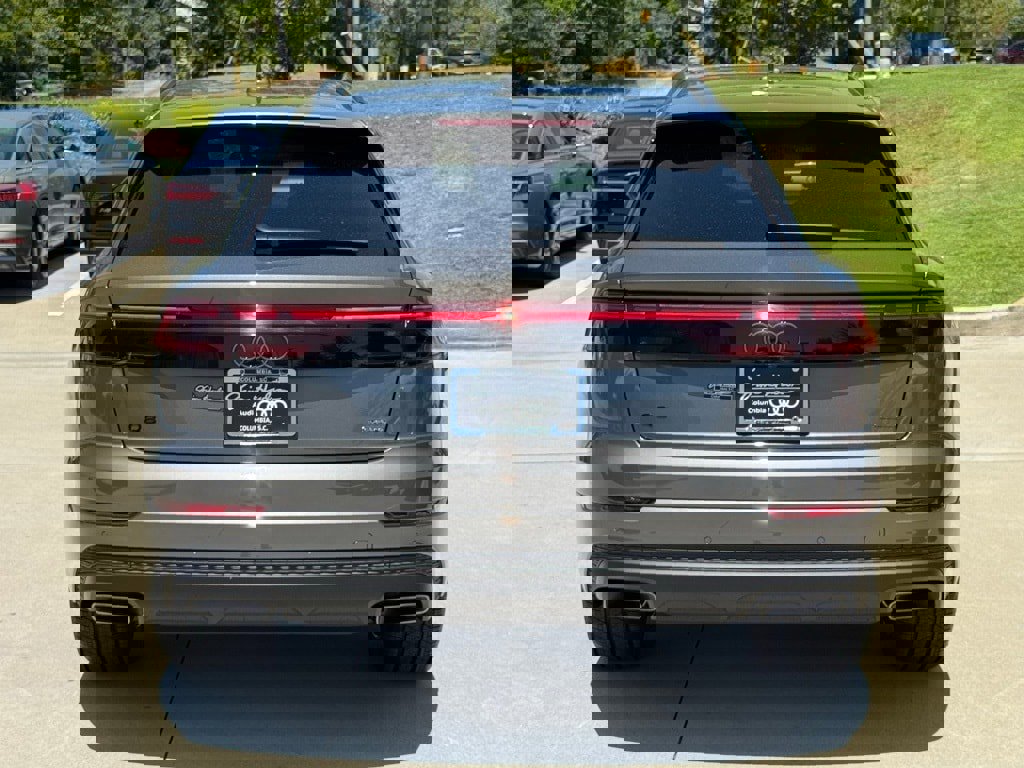 New 2025 Audi Q8 Premium Plus image 12