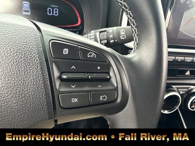 Used 2023 Hyundai Venue Limited w/ Cargo Package image 27