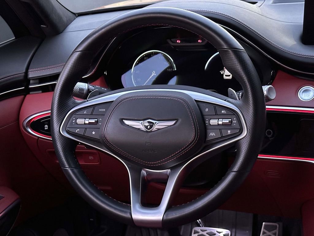 Used 2023 Genesis GV70 3.5T Sport w/ Sport Prestige Package AWD/4WD image 19