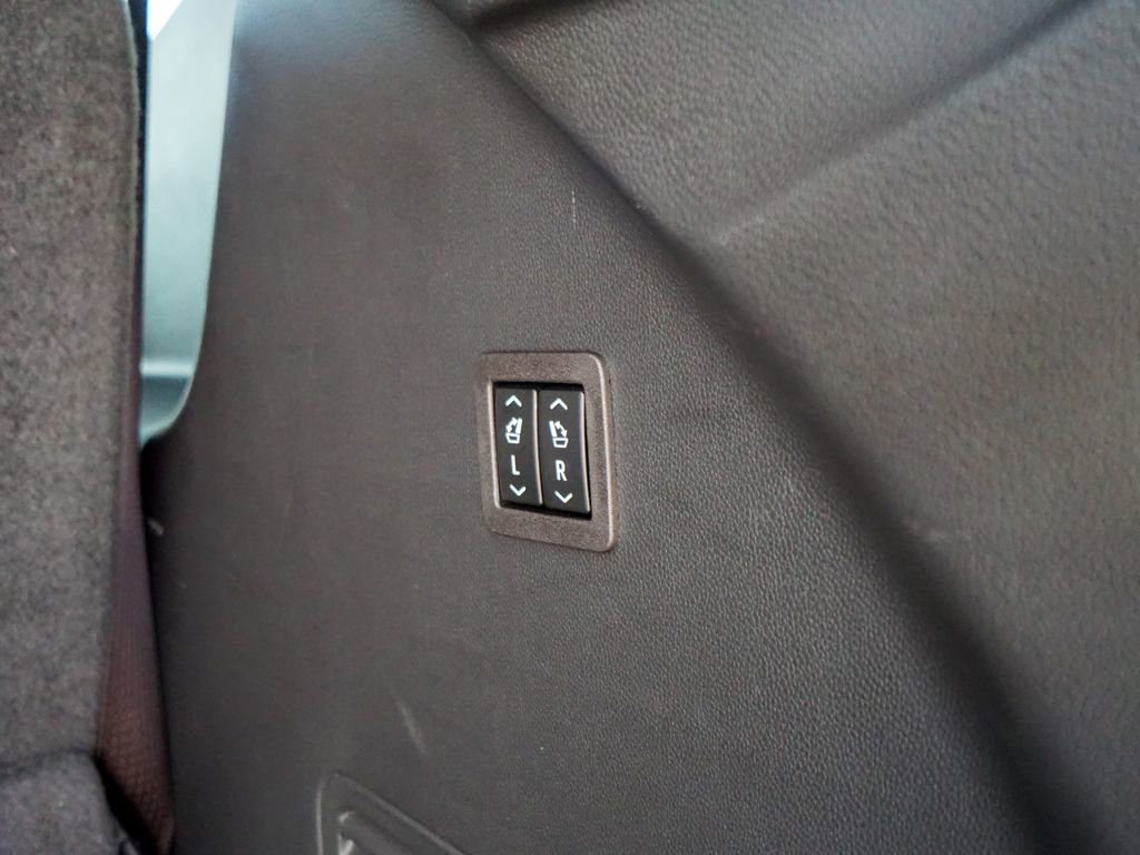 Used 2021 Buick Enclave Avenir w/ Avenir Technology Package image 41