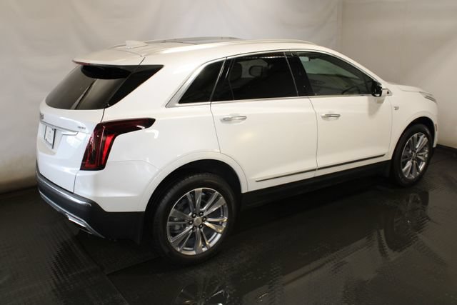 Certified 2023 Cadillac XT5 Premium Luxury w/ LPO, Floor Liner Package AWD/4WD image 5