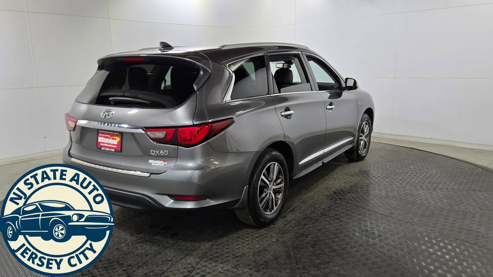 Used 2017 INFINITI QX60 FWD w/ Premium Plus Package image 7
