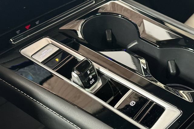 Certified 2024 Volkswagen Atlas Cross Sport SEL Premium R-Line image 28