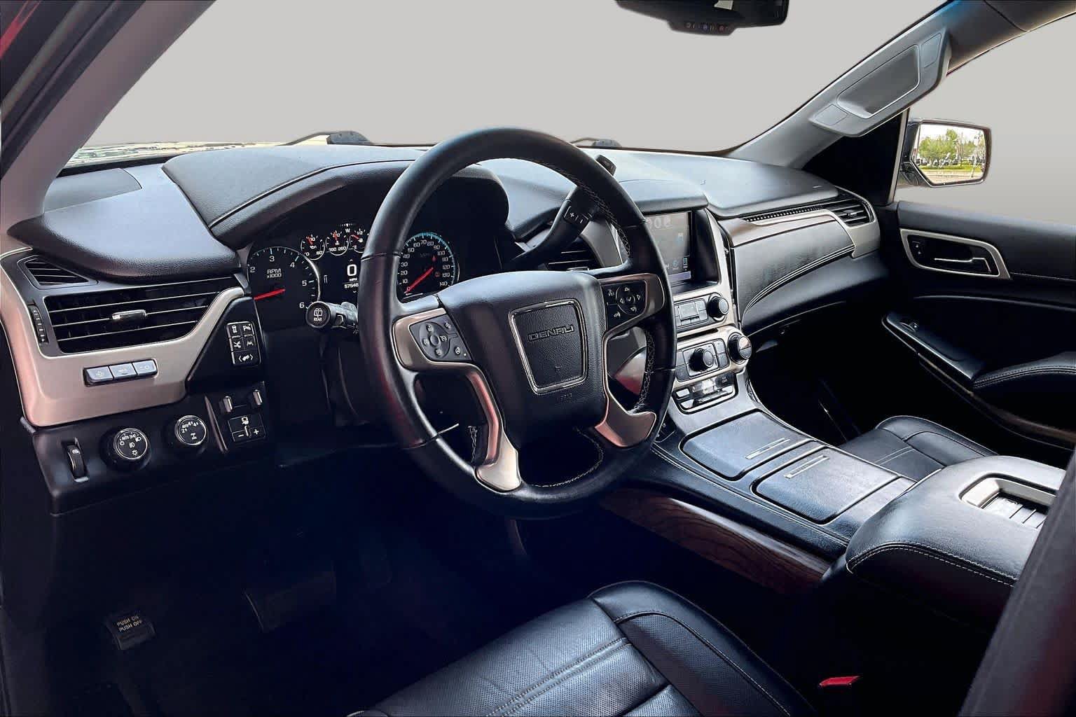 Used 2019 GMC Yukon Denali AWD/4WD image 18