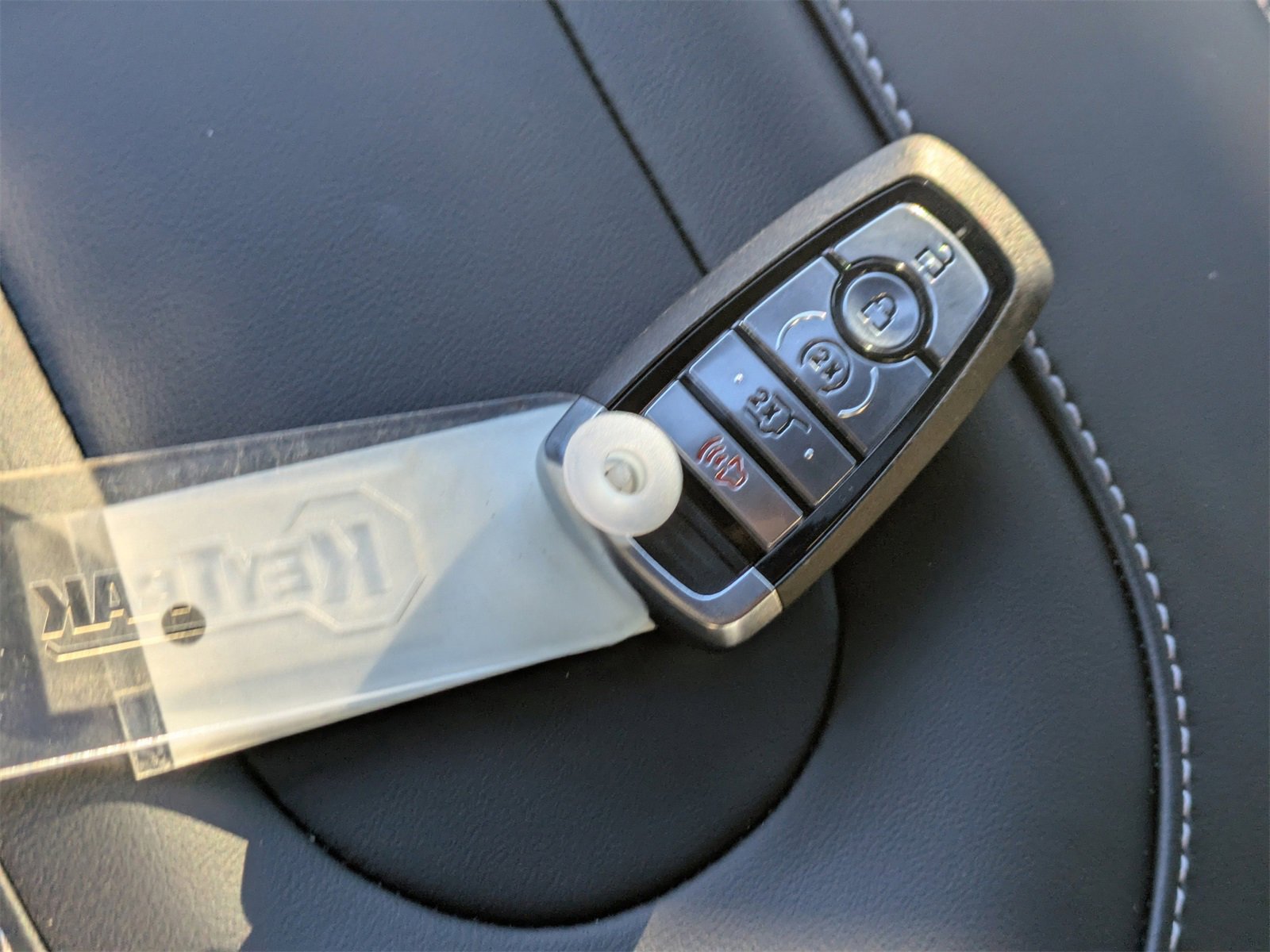 New 2025 Ford Expedition Platinum w/ Stealth Performance Package image 39