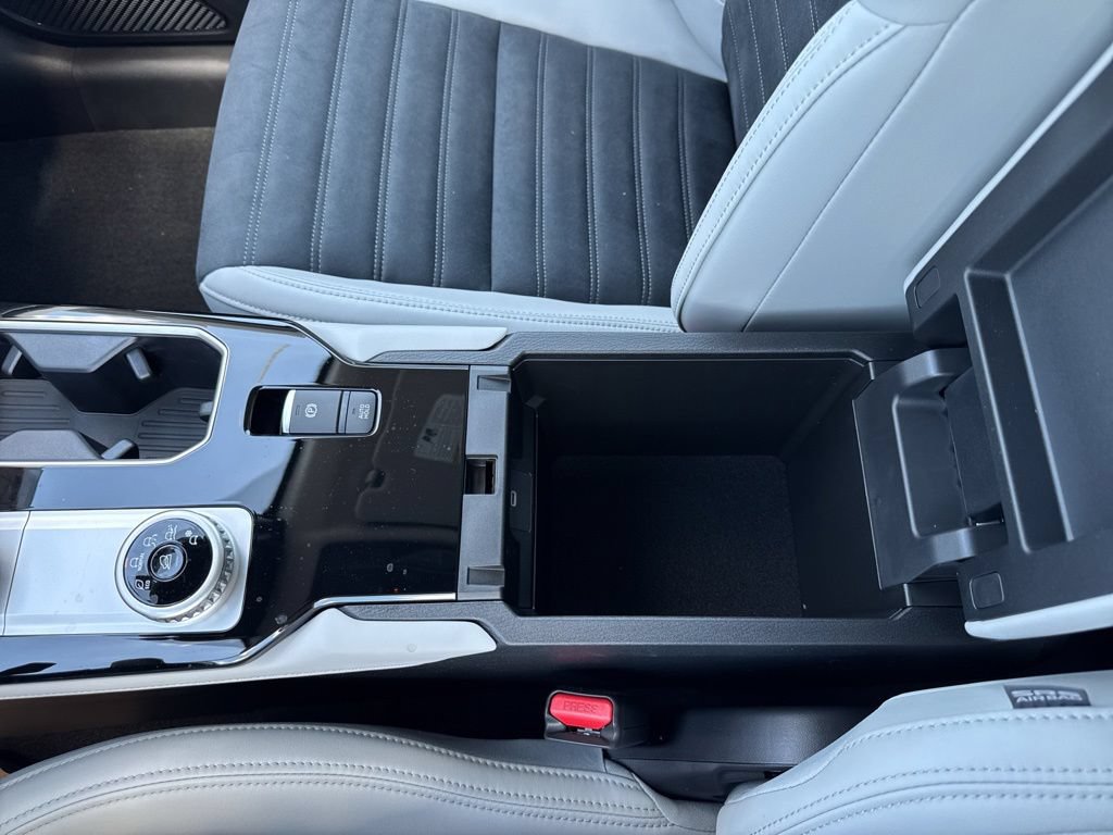 New 2026 Mitsubishi Outlander SE FWD image 20