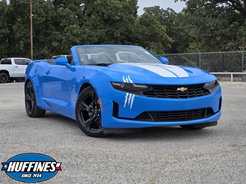 Used 2022 Chevrolet Camaro LT w/ Technology Package RWD image 1