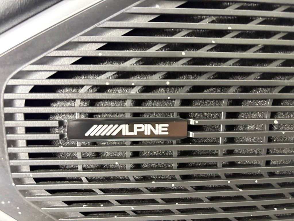 Used 2022 Jeep Wagoneer Series I AWD/4WD image 19