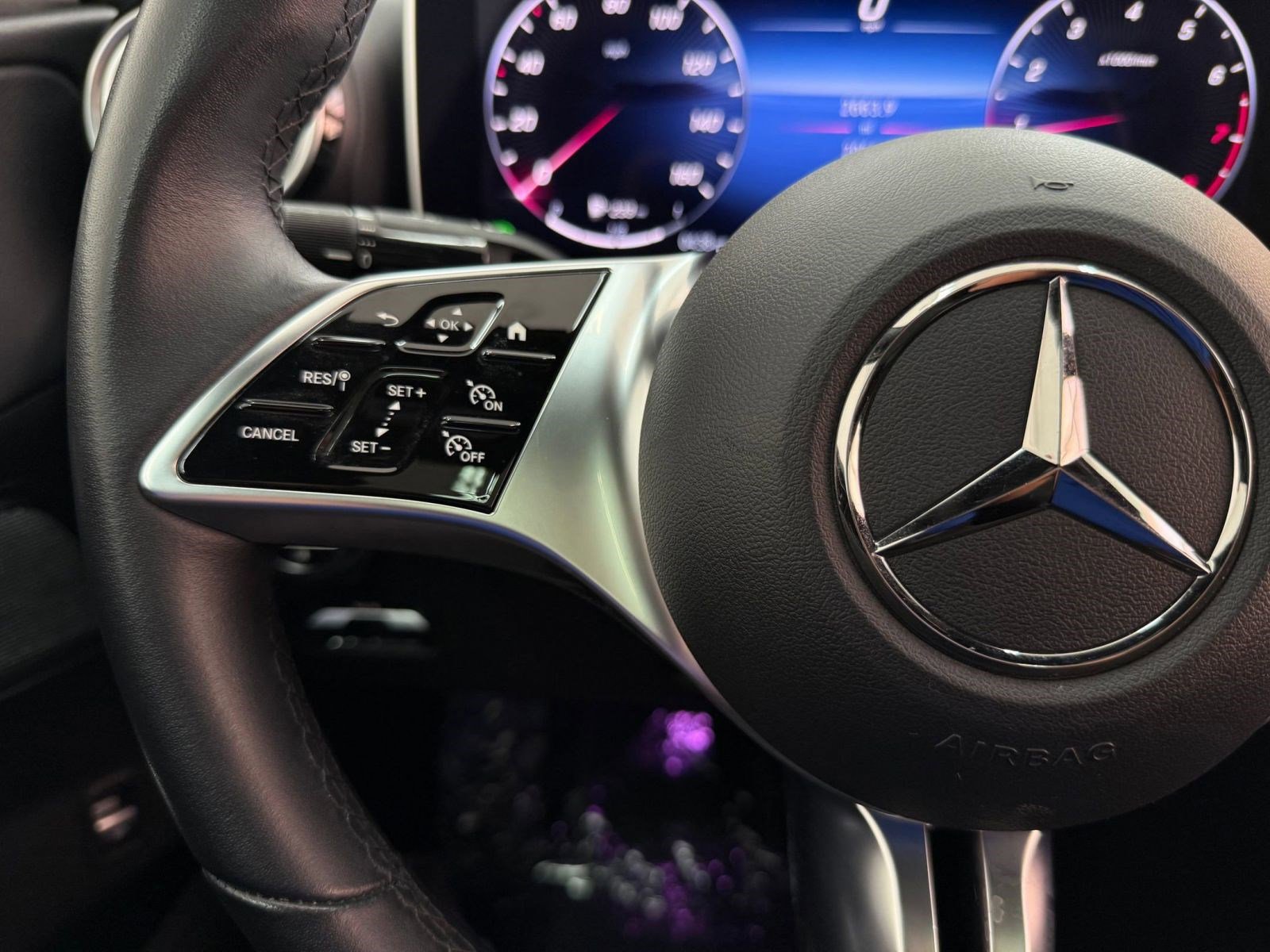 Used 2023 Mercedes-Benz C 300 Sedan w/ Exclusive Trim Package image 15