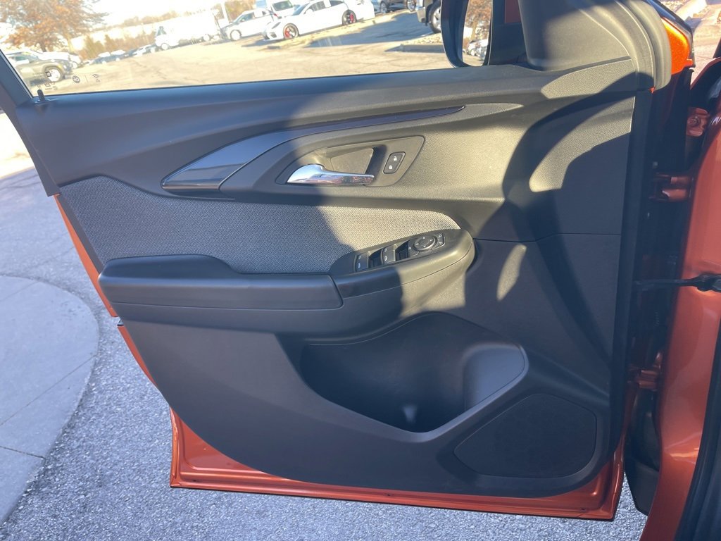 Certified 2022 Chevrolet TrailBlazer LT w/ Driver Confidence Package image 28