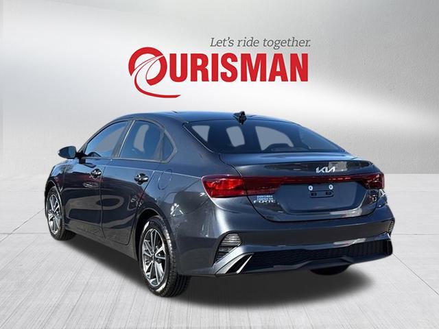 Used 2022 Kia Forte LXS w/ LXS Technology Package image 4