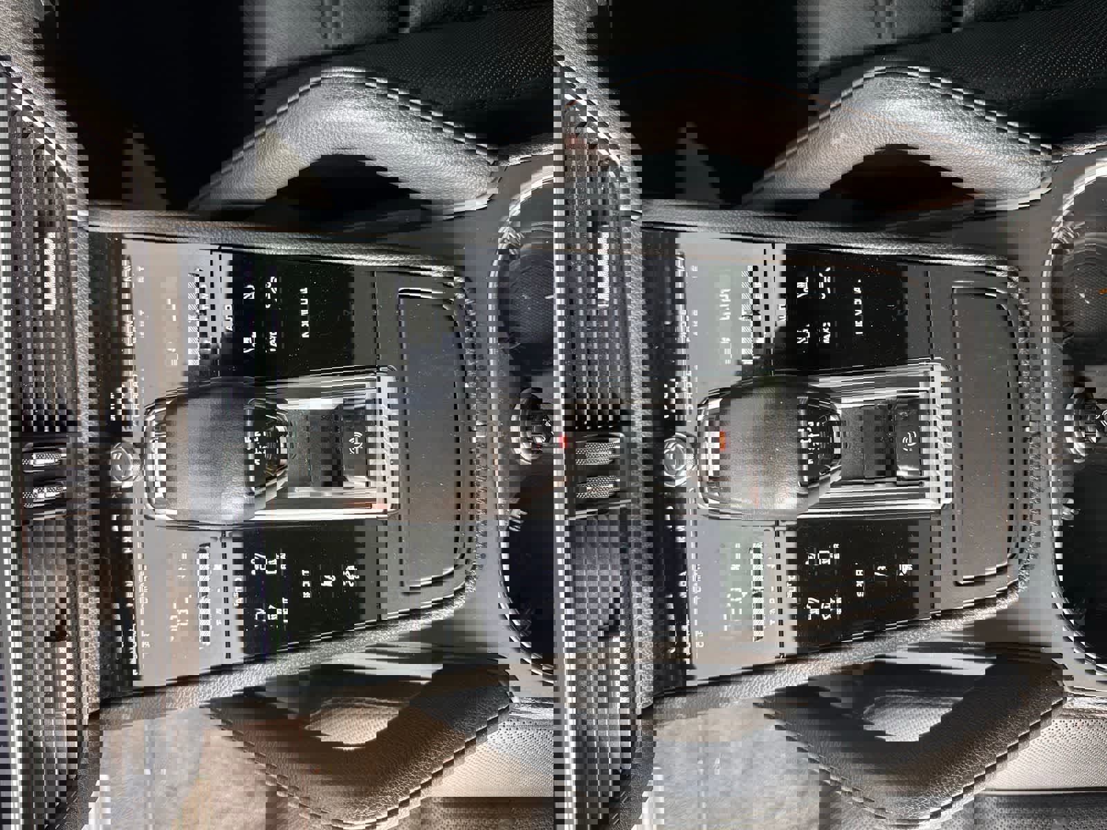 Used 2022 Porsche Cayenne S image 16