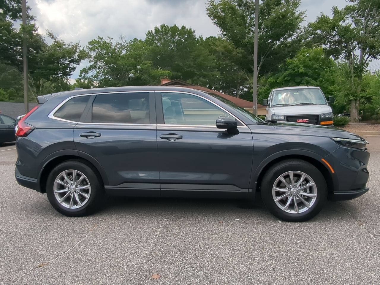 Used 2023 Honda CR-V EX-L image 9