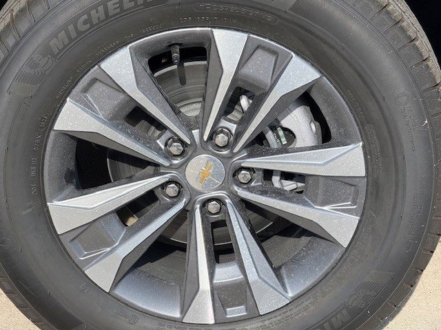 New 2026 Chevrolet Equinox LT w/ Convenience Package II image 12