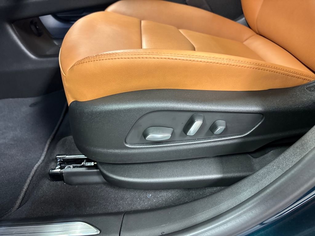 New 2026 Cadillac XT5 Premium Luxury w/ Driver Assist Package image 25