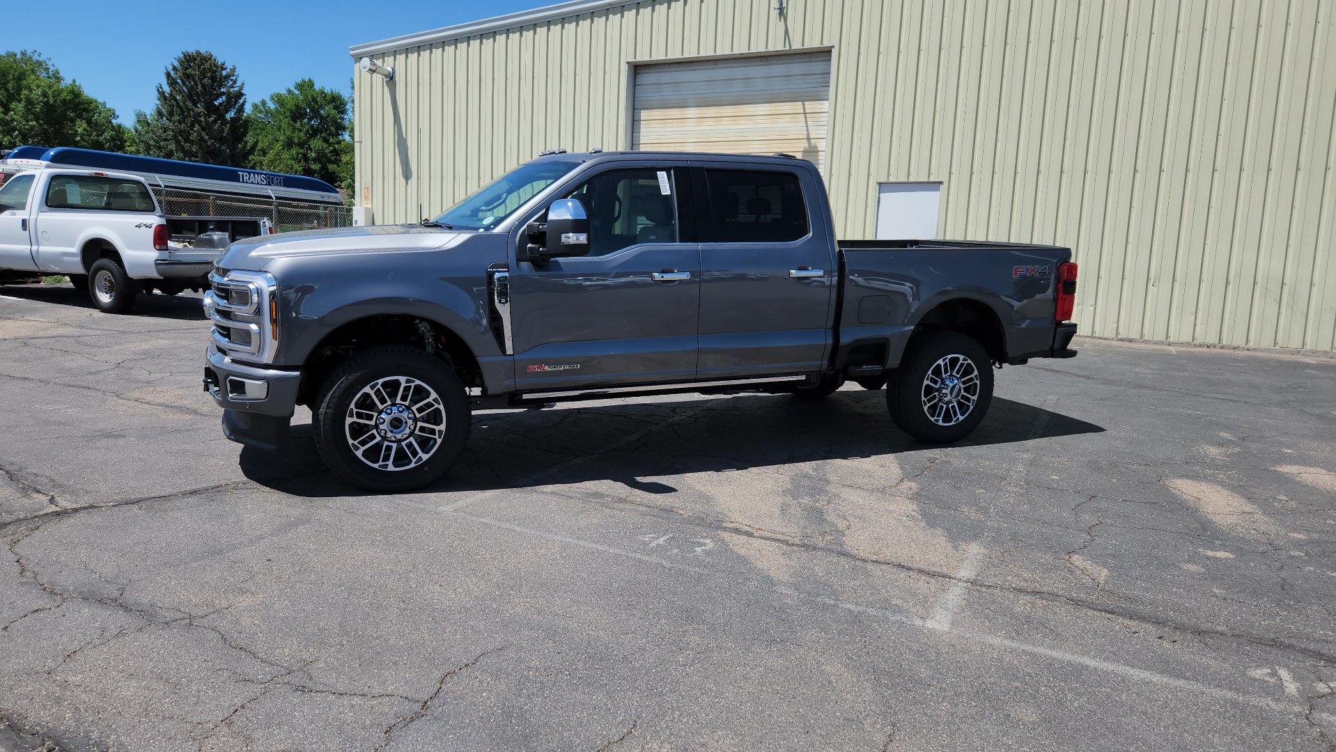 New 2026 Ford F350 Platinum w/ Platinum Plus Package AWD/4WD image 3