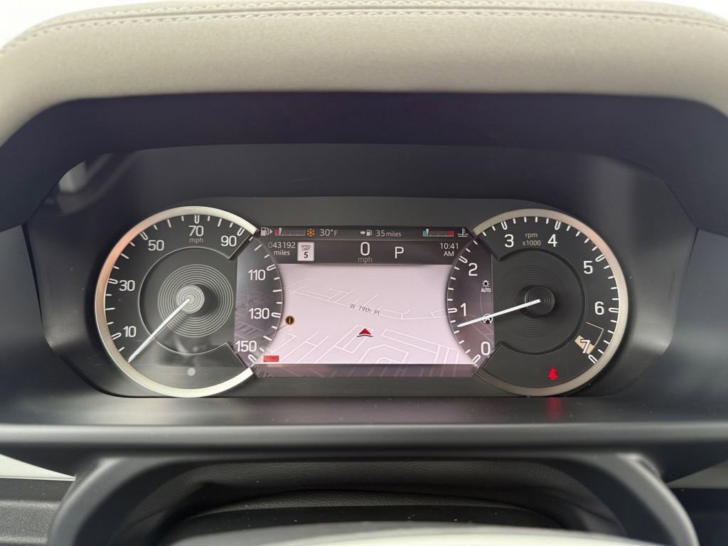 Used 2023 Land Rover Defender 110 S image 3