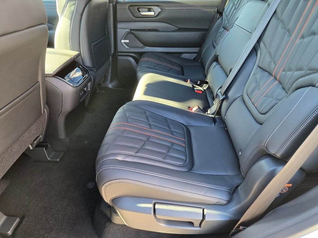New 2026 Nissan Armada PRO-4X w/ Convenience Package image 7